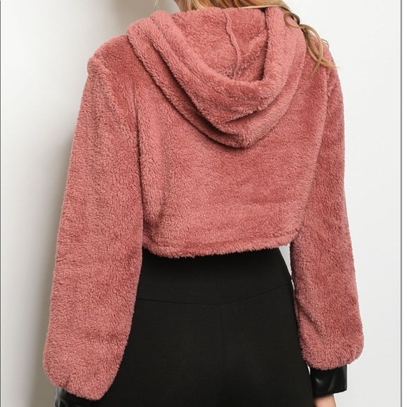 NWOT Cozy Pink & Black Crop Sweater - Picture 2 of 2